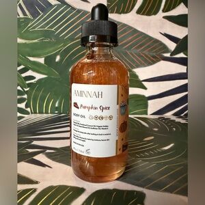 Aminnah Pumpkin Spice Body Oil NWT
